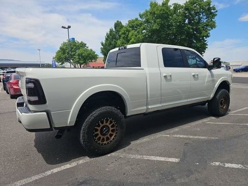Used 2024 RAM 3500 Limited AWD/4WD image 4