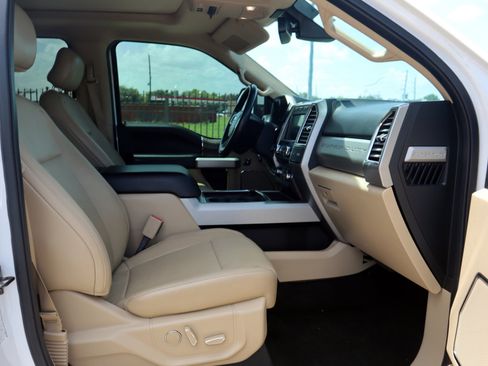 Used 2017 Ford F350 Lariat w/ Lariat Ultimate Package image 14