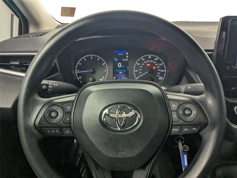Used 2023 Toyota Corolla LE image 12