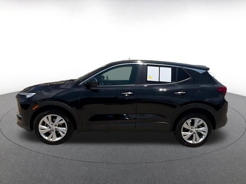 Used 2025 Buick Encore GX Preferred FWD image 9