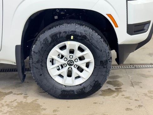 New 2026 Nissan Frontier S image 4