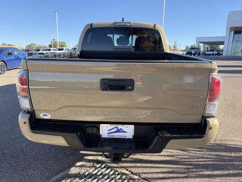 Used 2020 Toyota Tacoma TRD Off-Road image 4