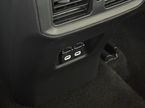 Used 2024 Toyota RAV4 XLE image 17