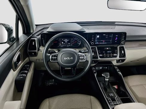Used 2023 Kia Sorento EX FWD image 22