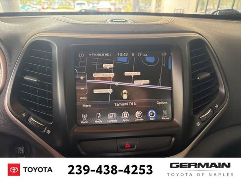 Used 2016 Jeep Cherokee Limited AWD/4WD image 19