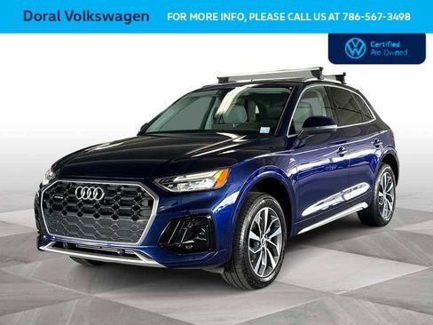 Used 2022 Audi Q5 2.0T Premium w/ Convenience Package AWD/4WD image 1