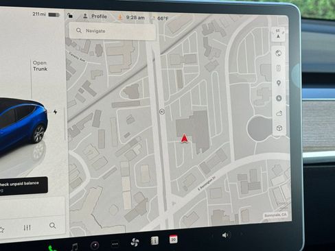 Used 2023 Tesla Model Y Long Range image 18