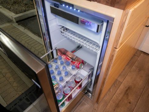 Used 2024 Mercedes-Benz Sprinter 2500 image 17