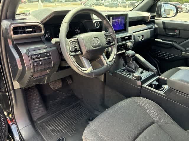 Used 2025 Toyota 4Runner SR5 AWD/4WD image 2