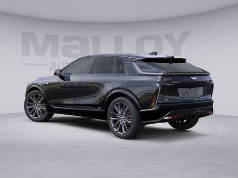New 2026 Cadillac Lyriq V image 3