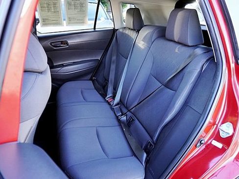 Used 2022 Toyota Corolla Cross LE FWD image 17