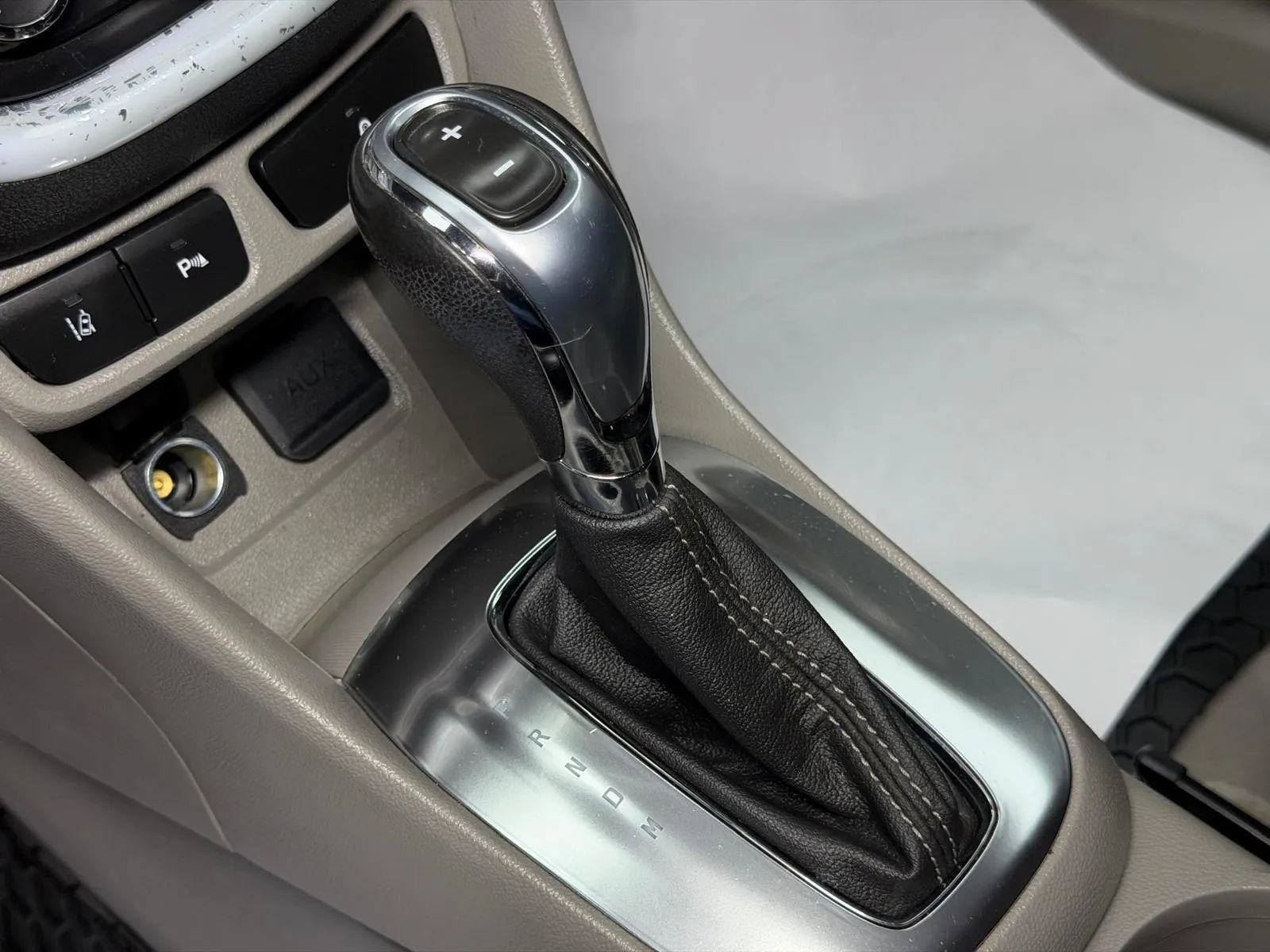 Used 2014 Buick Encore Premium FWD image 32