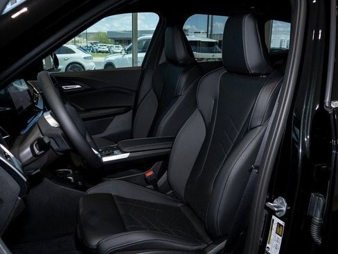 Used 2025 BMW X1 xDrive28i w/ Premium Package image 34