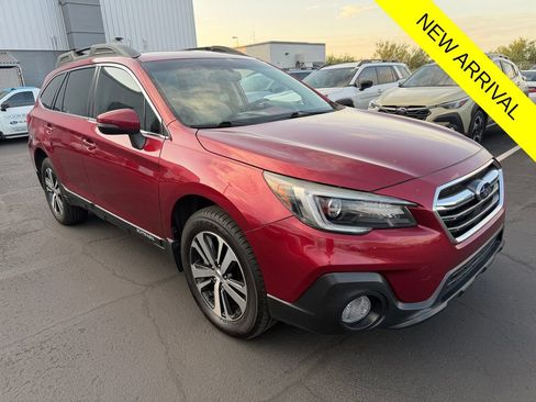 Used 2018 Subaru Outback 3.6R Limited w/ Popular Package #2 AWD/4WD image 1