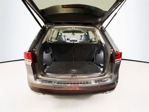 Used 2024 Volkswagen Atlas SE AWD/4WD image 23
