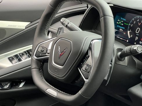 Used 2025 Chevrolet Corvette Z06 RWD image 37