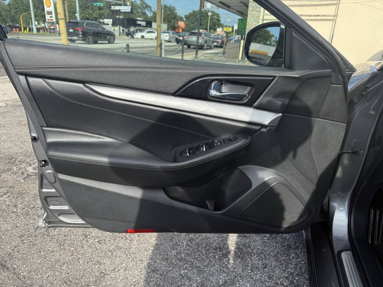 Used 2017 Nissan Maxima 3.5 SV FWD image 8