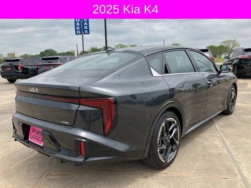 Used 2025 Kia K4 GT-Line w/ GT-Line Premium Package FWD image 8