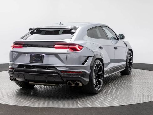 Used 2024 Lamborghini Urus Performante image 24
