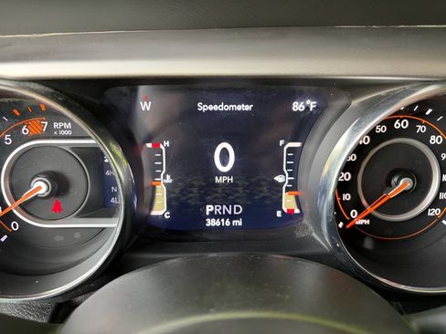 Used 2021 Jeep Wrangler Unlimited Sport AWD/4WD image 19