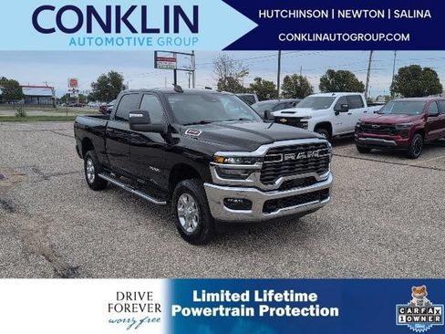 Used 2025 RAM 2500 Big Horn AWD/4WD image 1