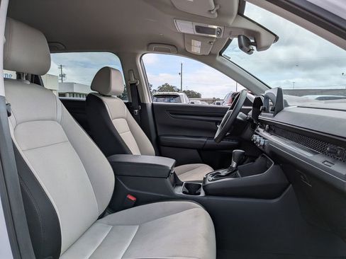 Used 2025 Honda CR-V LX image 31