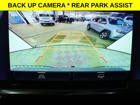 Used 2023 Chevrolet Silverado 1500 LT image 11