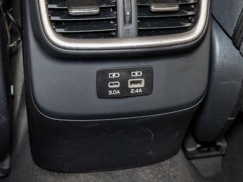 Used 2024 Subaru Outback Premium AWD/4WD image 27