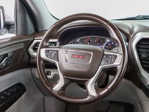 Used 2023 GMC Acadia SLT AWD/4WD image 12