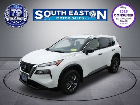 Used 2021 Nissan Rogue S AWD/4WD image 1