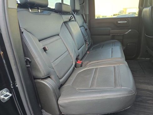 Used 2023 GMC Sierra 2500 Denali w/ Denali Ultimate Package image 12