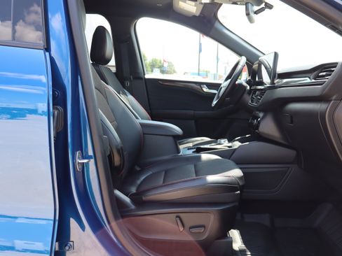 Used 2023 Ford Escape ST-Line Elite image 13