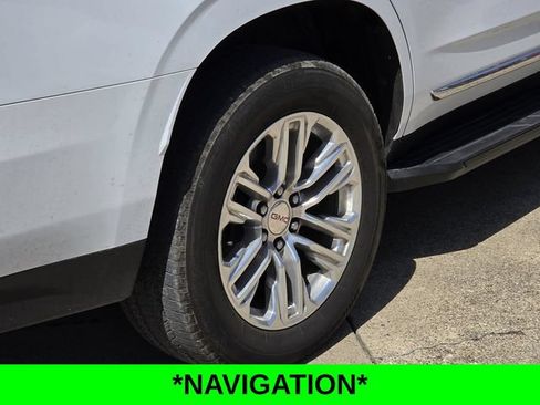 Used 2021 GMC Yukon SLT w/ SLT Premium Package AWD/4WD image 10