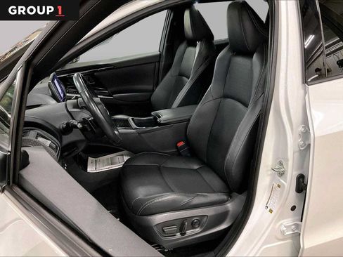 Used 2023 Subaru Solterra AWD image 7