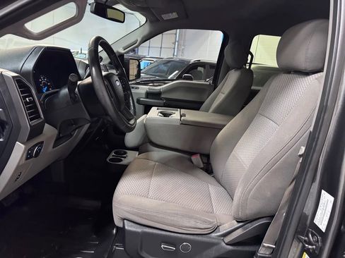 Used 2017 Ford F150 XLT w/ Equipment Group 301A Mid AWD/4WD image 15
