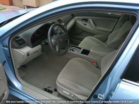 Used 2009 Toyota Camry LE image 10