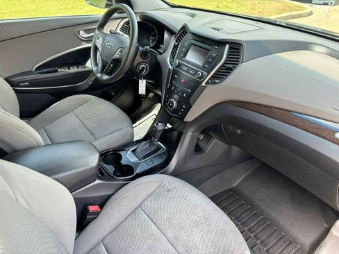Used 2017 Hyundai Santa Fe Sport FWD image 13