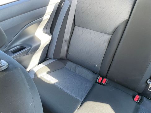 Used 2025 Nissan Versa SV image 37