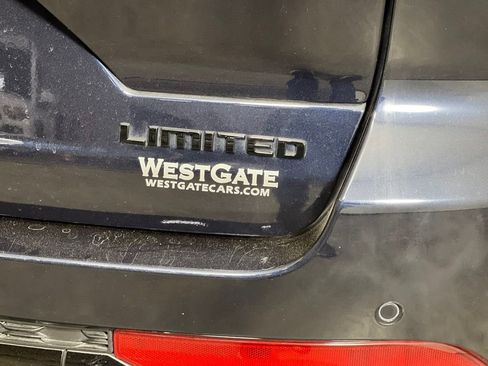 Used 2024 Jeep Grand Cherokee Limited w/ Black Appearance Package image 45