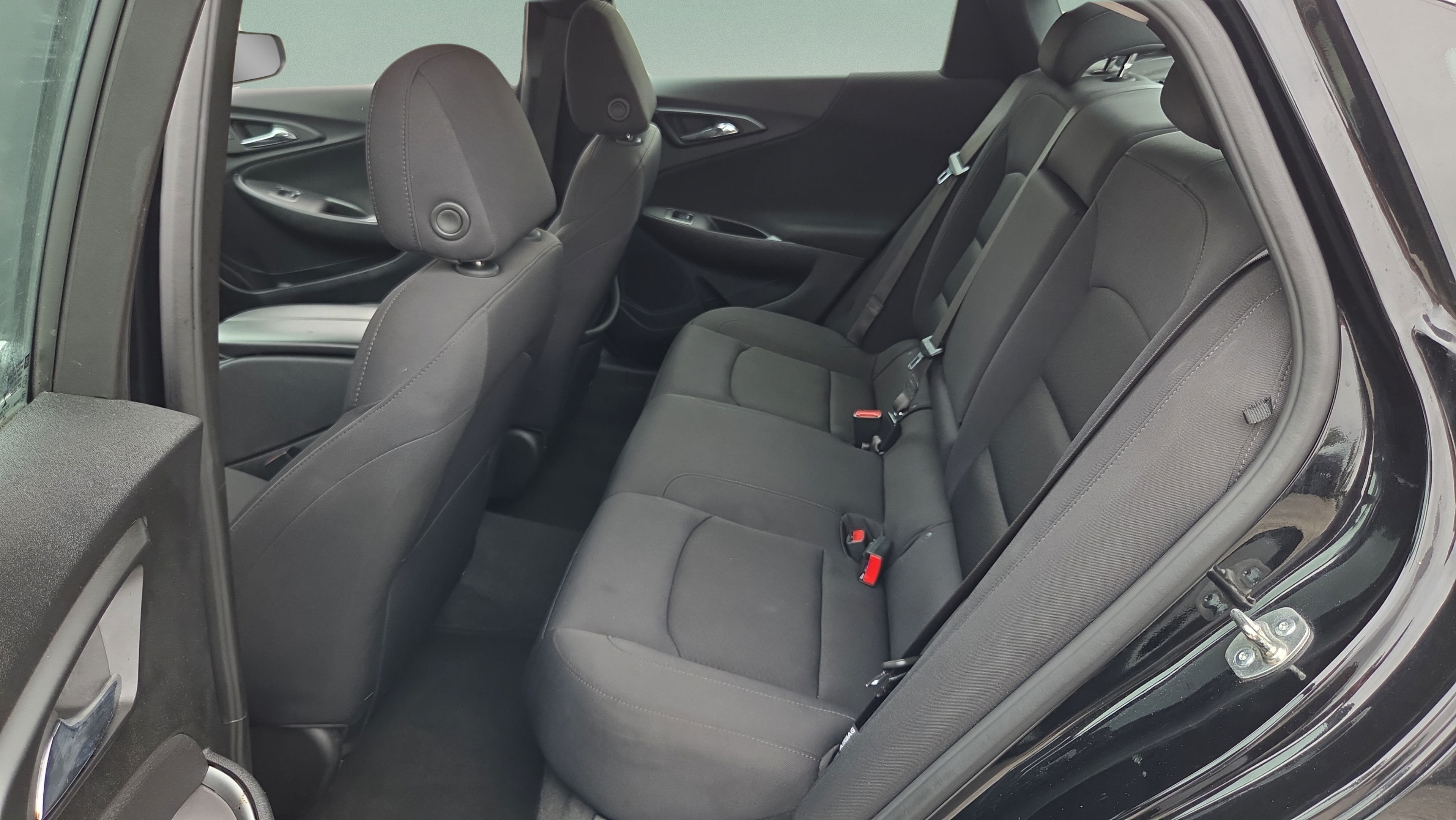 Used 2025 Chevrolet Malibu LT FWD image 10