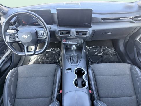 Used 2024 Ford Mustang Convertible image 45