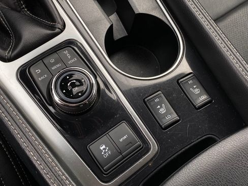 Used 2023 Nissan Maxima SL image 19