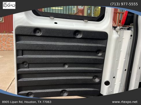 Used 2021 Chevrolet Express 2500 w/ Driver Convenience Package image 31