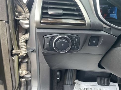 Used 2014 Ford Fusion SE w/ Equipment Group 202A FWD image 21