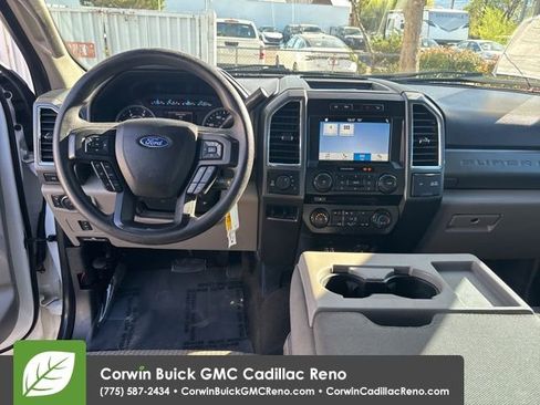 Used 2017 Ford F250 XLT w/ XLT Value Package image 28