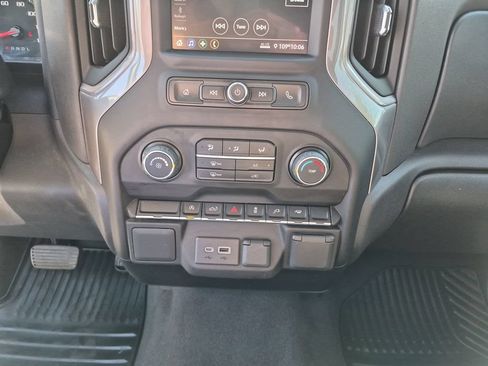 Used 2021 Chevrolet Silverado 1500 Custom RWD image 28