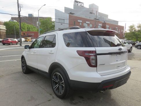 Used 2015 Ford Explorer Sport w/ Equipment Group 401A AWD/4WD image 5