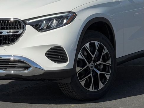 New 2026 Mercedes-Benz GLC 350e 4MATIC image 4