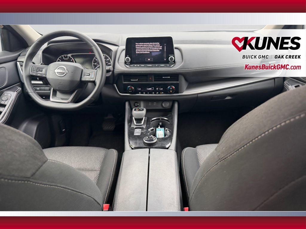 Used 2026 Nissan Rogue SV AWD/4WD image 25