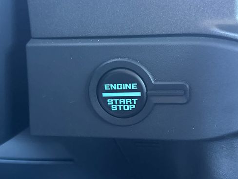 Certified 2025 Ford Bronco Badlands AWD/4WD image 26